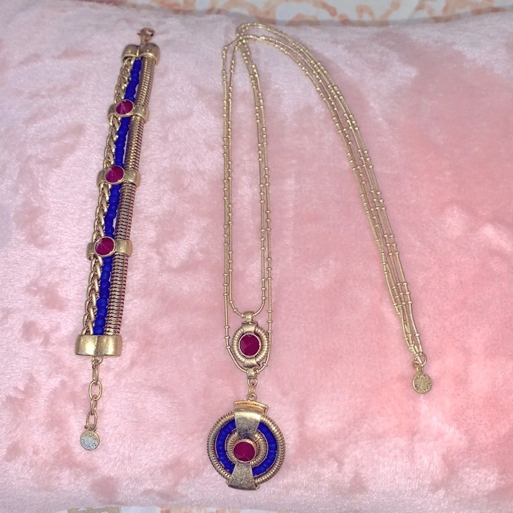 Vince Camuto Necklace and Bracelet Set